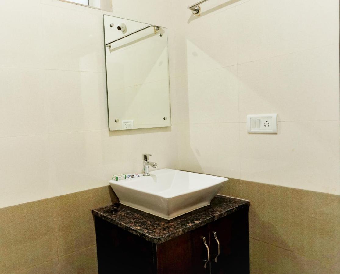 Gateway Inn Dod Jala Экстерьер фото